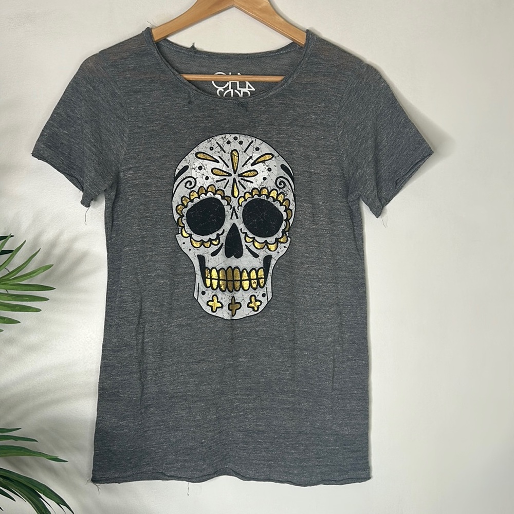 Chaser Skull Distressed T shirt